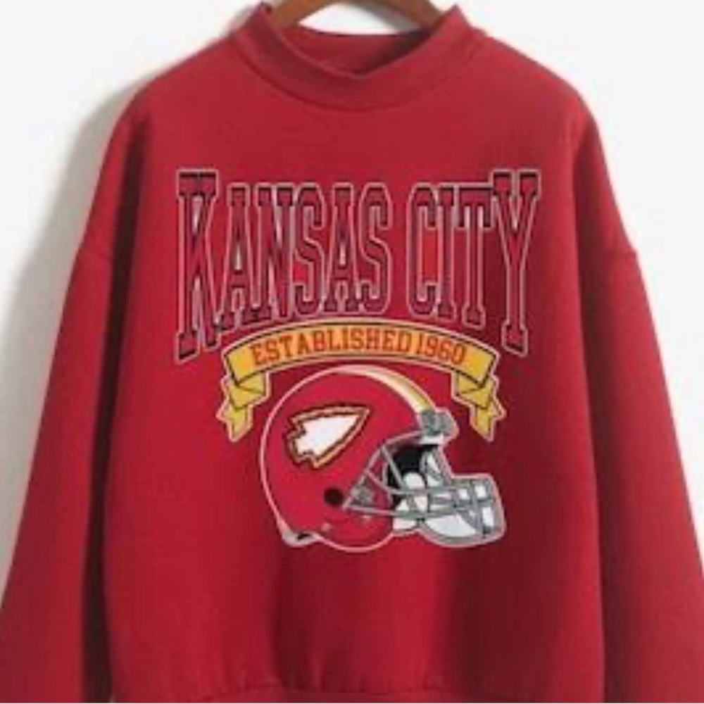 NEW Kansas City Chiefs women’s crewneck sweatshirt